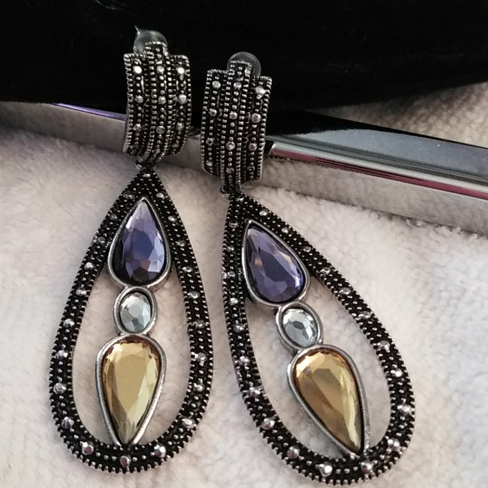 Signed Jewelmint Marcasite Drop Earrings ♥️